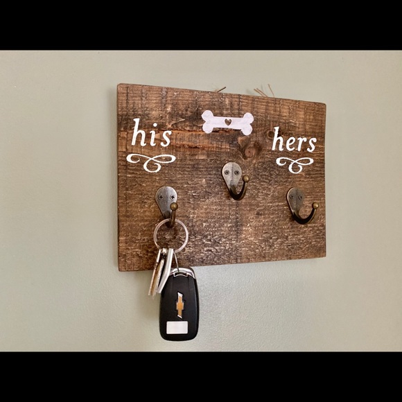 Wall Mounted Key /Leash hook - Picture 2 of 2